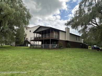 Welcome to your dream home! This spacious 4 bedroom 3 bathroom on The Hideout Golf in Pennsylvania - for sale on GolfHomes.com, golf home, golf lot