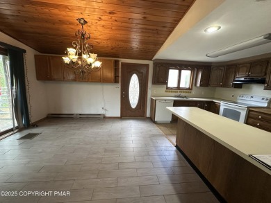 Welcome to your dream home! This spacious 4 bedroom 3 bathroom on The Hideout Golf in Pennsylvania - for sale on GolfHomes.com, golf home, golf lot