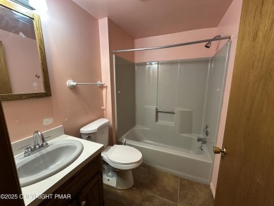 Welcome to your dream home! This spacious 4 bedroom 3 bathroom on The Hideout Golf in Pennsylvania - for sale on GolfHomes.com, golf home, golf lot