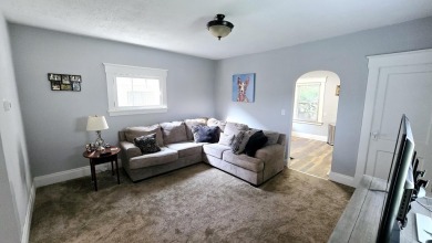 Well-maintained, beautiful home on double fenced-in lot!  Sale on Twin Oaks Golf and Plantation Club in Kentucky - for sale on GolfHomes.com, golf home, golf lot