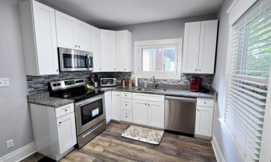 Well-maintained, beautiful home on double fenced-in lot!  Sale on Twin Oaks Golf and Plantation Club in Kentucky - for sale on GolfHomes.com, golf home, golf lot