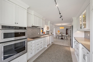 BEST PRICED UNIT IN TRADERS CROSSING! $116K Under the last on Jonathans Landing Golf Club in Florida - for sale on GolfHomes.com, golf home, golf lot