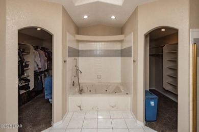 Welcome to this beautifully updated home in the desirable on London Bridge Golf Course in Arizona - for sale on GolfHomes.com, golf home, golf lot