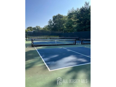 Welcome to this inviting end-unit ranch-style 2 bedroom, 1 bath on Rossmoor Golf Club in New Jersey - for sale on GolfHomes.com, golf home, golf lot