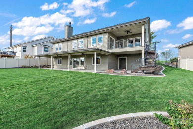 Spacious and thoughtfully designed, this 4-bedroom, 3.5-bath on Hunters Point Golf Club in Idaho - for sale on GolfHomes.com, golf home, golf lot