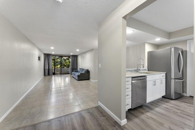 Beautifully updated 2-bedroom, 2-bathroom condo in Boca Pointe's on Boca Pointe Country Club in Florida - for sale on GolfHomes.com, golf home, golf lot