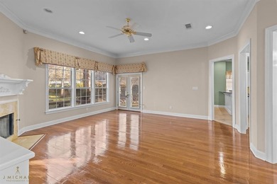 Wonderful Southern Trace home, located walking distance to on Southern Trace Country Club in Louisiana - for sale on GolfHomes.com, golf home, golf lot