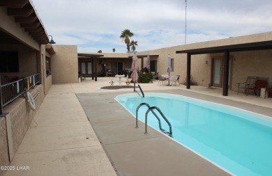 Golf Course area location with long-term tenant wanting to on London Bridge Golf Course in Arizona - for sale on GolfHomes.com, golf home, golf lot