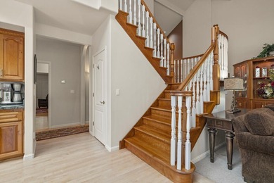 SPACIOUS HOME WITH COMFORTABLE LIVING SPACES AT THE RUNNING Y on Running Y Ranch Resort in Oregon - for sale on GolfHomes.com, golf home, golf lot