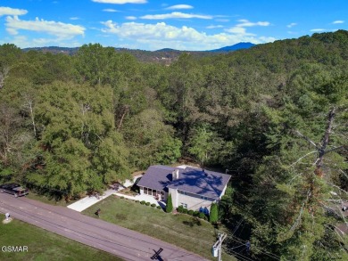 Remodeled 4Br/2.5Ba on Golf Course Rd across from Smokey Mtn on Smoky Mountain Country Club in Tennessee - for sale on GolfHomes.com, golf home, golf lot