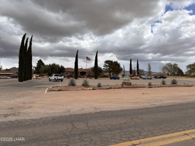 Large corner lot in golf course community of Valle Vista. Level on Valle Vista Golf Course in Arizona - for sale on GolfHomes.com, golf home, golf lot