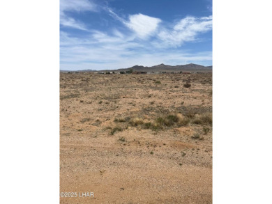 A must See! This 12,197 sq ft commercial lot Valle Vista is just on Valle Vista Golf Course in Arizona - for sale on GolfHomes.com, golf home, golf lot