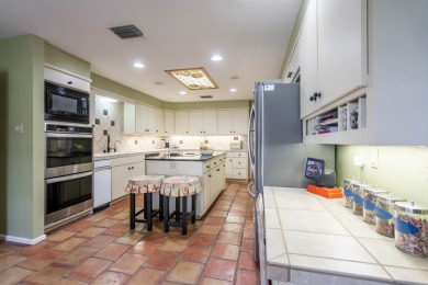 This sweet home, nestled on the 5th hole of Green Tree golf on Green Tree Country Club in Texas - for sale on GolfHomes.com, golf home, golf lot