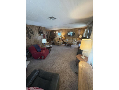 NEW ROOF, Super cute Mobile home in Exeter adult park. Very well on Exeter Golf Course in California - for sale on GolfHomes.com, golf home, golf lot