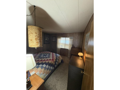 NEW ROOF, Super cute Mobile home in Exeter adult park. Very well on Exeter Golf Course in California - for sale on GolfHomes.com, golf home, golf lot