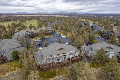 Welcome to your dream townhome in Eagle Crest, perfectly on Eagle Crest Golf Resort - Ridge Course in Oregon - for sale on GolfHomes.com, golf home, golf lot