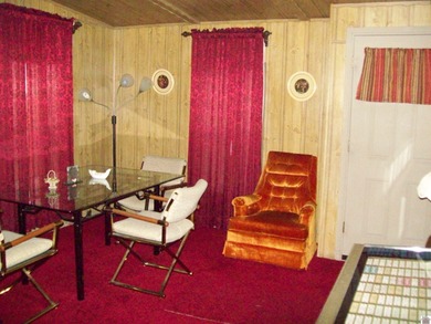 Nice 3 bedroom 2 bath home with .80 acre lot just outside the on Country Club of Paducah in Kentucky - for sale on GolfHomes.com, golf home, golf lot