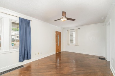 Welcome to this charming 2-bedroom, 1-bath home in the heart of on Twin Oaks Golf and Plantation Club in Kentucky - for sale on GolfHomes.com, golf home, golf lot