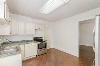 Welcome to this charming 2-bedroom, 1-bath home in the heart of on Twin Oaks Golf and Plantation Club in Kentucky - for sale on GolfHomes.com, golf home, golf lot