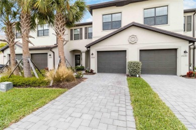 Welcome to your slice of paradise! This beautifully maintained on Lakewood National Golf Club in Florida - for sale on GolfHomes.com, golf home, golf lot