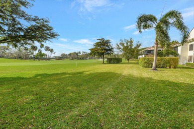 MOTIVATED SELLER WANTS AN OFFER! MOVE IN READY FIRST FLOOR on Gleneagles Golf and Country Club in Florida - for sale on GolfHomes.com, golf home, golf lot