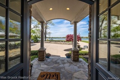 Spectacular Lakefront Living on All-Sports Silver Lake!
Welcome on Moose Ridge Golf Course in Michigan - for sale on GolfHomes.com, golf home, golf lot