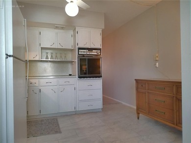 2 Bedroom/1 Bathroom Condo offered for Sale in On Top of the on On Top Of The World Golf Course in Florida - for sale on GolfHomes.com, golf home, golf lot