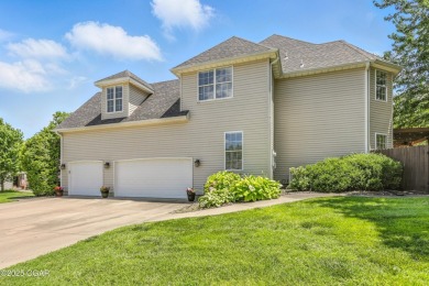 Impressive Home in Sought-After Briarbrook! Tucked into one of on Briarbrook Golf Course in Missouri - for sale on GolfHomes.com, golf home, golf lot