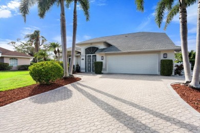 Under contract-accepting backup offers. One or more photo(s) has on University Park Country Club in Florida - for sale on GolfHomes.com, golf home, golf lot