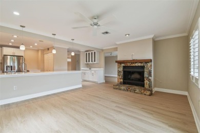Beautifully renovated townhome in Feather sound Country Club on Feather Sound Country Club in Florida - for sale on GolfHomes.com, golf home, golf lot