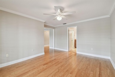 Beautifully renovated townhome in Feather sound Country Club on Feather Sound Country Club in Florida - for sale on GolfHomes.com, golf home, golf lot