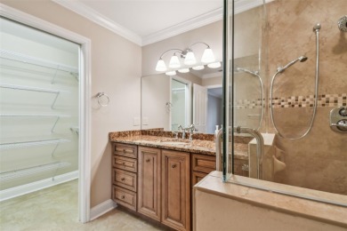 Beautifully renovated townhome in Feather sound Country Club on Feather Sound Country Club in Florida - for sale on GolfHomes.com, golf home, golf lot