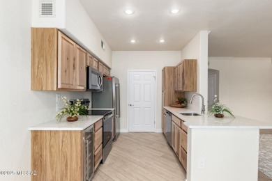 Stunning, remodeled 1 bed, 1 bath corner unit in prestigious on The Lodge at Ventana Canyon - Canyon  in Arizona - for sale on GolfHomes.com, golf home, golf lot