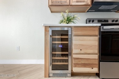 Stunning, remodeled 1 bed, 1 bath corner unit in prestigious on The Lodge at Ventana Canyon - Canyon  in Arizona - for sale on GolfHomes.com, golf home, golf lot