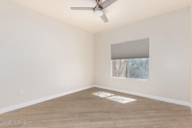 Stunning, remodeled 1 bed, 1 bath corner unit in prestigious on The Lodge at Ventana Canyon - Canyon  in Arizona - for sale on GolfHomes.com, golf home, golf lot