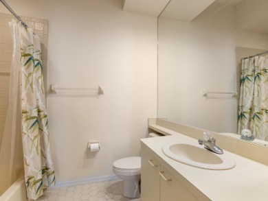 Stunning sunsets and carefree living in this maintenance-free on The Meadows Golf and Country Club in Florida - for sale on GolfHomes.com, golf home, golf lot