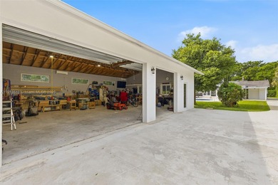 Spacious and Private 3Bed-2Bath Oasis in Prestigious Country on Fort Lauderdale Country Club in Florida - for sale on GolfHomes.com, golf home, golf lot