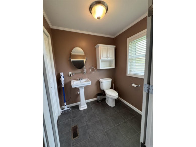 Charming Home on Fairway Drive - Golf Course Living at Its on Stuttgart Country Club in Arkansas - for sale on GolfHomes.com, golf home, golf lot