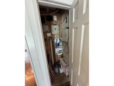 Charming Home on Fairway Drive - Golf Course Living at Its on Stuttgart Country Club in Arkansas - for sale on GolfHomes.com, golf home, golf lot