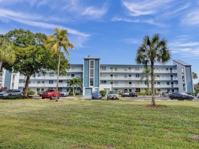 Welcome To Your Hidden Slice Of Paradise! Stunning 2/2 Offers on Oriole Golf and Tennis Club in Florida - for sale on GolfHomes.com, golf home, golf lot