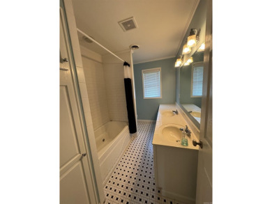 Charming Home on Fairway Drive - Golf Course Living at Its on Stuttgart Country Club in Arkansas - for sale on GolfHomes.com, golf home, golf lot