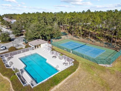 This fabulous and FULLY FURNISHED  4 bedrooms/ 2 bathrooms, 2 on Highlands Reserve Golf Club in Florida - for sale on GolfHomes.com, golf home, golf lot