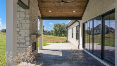 Beautiful new construction home in the Overlook of Olde Stone on The Club At Olde Stone in Kentucky - for sale on GolfHomes.com, golf home, golf lot