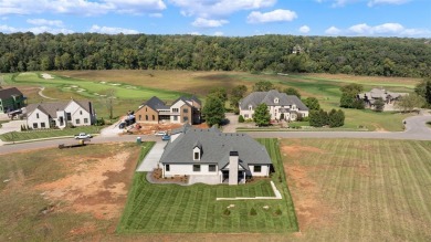 Beautiful new construction home in the Overlook of Olde Stone on The Club At Olde Stone in Kentucky - for sale on GolfHomes.com, golf home, golf lot