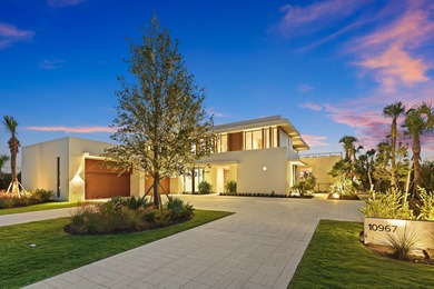 BRAND NEW, JUST COMPLETED--this 5-bedroom, 6.5-bath estate by on Palm Beach Gardens Golf Course in Florida - for sale on GolfHomes.com, golf home, golf lot