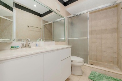 Beautiful 4 bedroom 2 1/2 Bathroom Townhouse. Features Kitchen on  in Florida - for sale on GolfHomes.com, golf home, golf lot