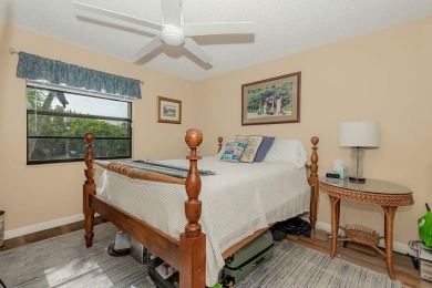 Beautiful 4 bedroom 2 1/2 Bathroom Townhouse. Features Kitchen on  in Florida - for sale on GolfHomes.com, golf home, golf lot