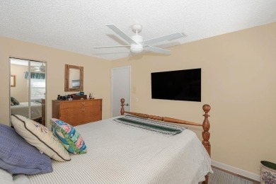 Beautiful 4 bedroom 2 1/2 Bathroom Townhouse. Features Kitchen on  in Florida - for sale on GolfHomes.com, golf home, golf lot