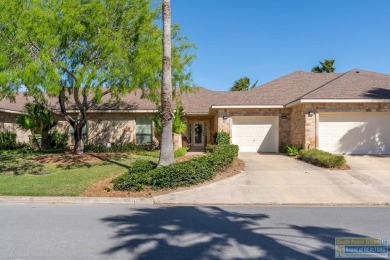 Fully Furnished  Full of Charm! Fall in love with the comfort on South Padre Island Golf Club in Texas - for sale on GolfHomes.com, golf home, golf lot