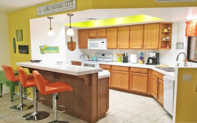 SELLER FINANCING AVAILABLE! Discover this beautifully furnished on London Bridge Golf Course in Arizona - for sale on GolfHomes.com, golf home, golf lot
